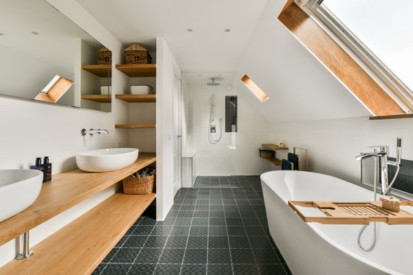 Medium property photo - Osdorperweg 37, 1066 EJ Amsterdam